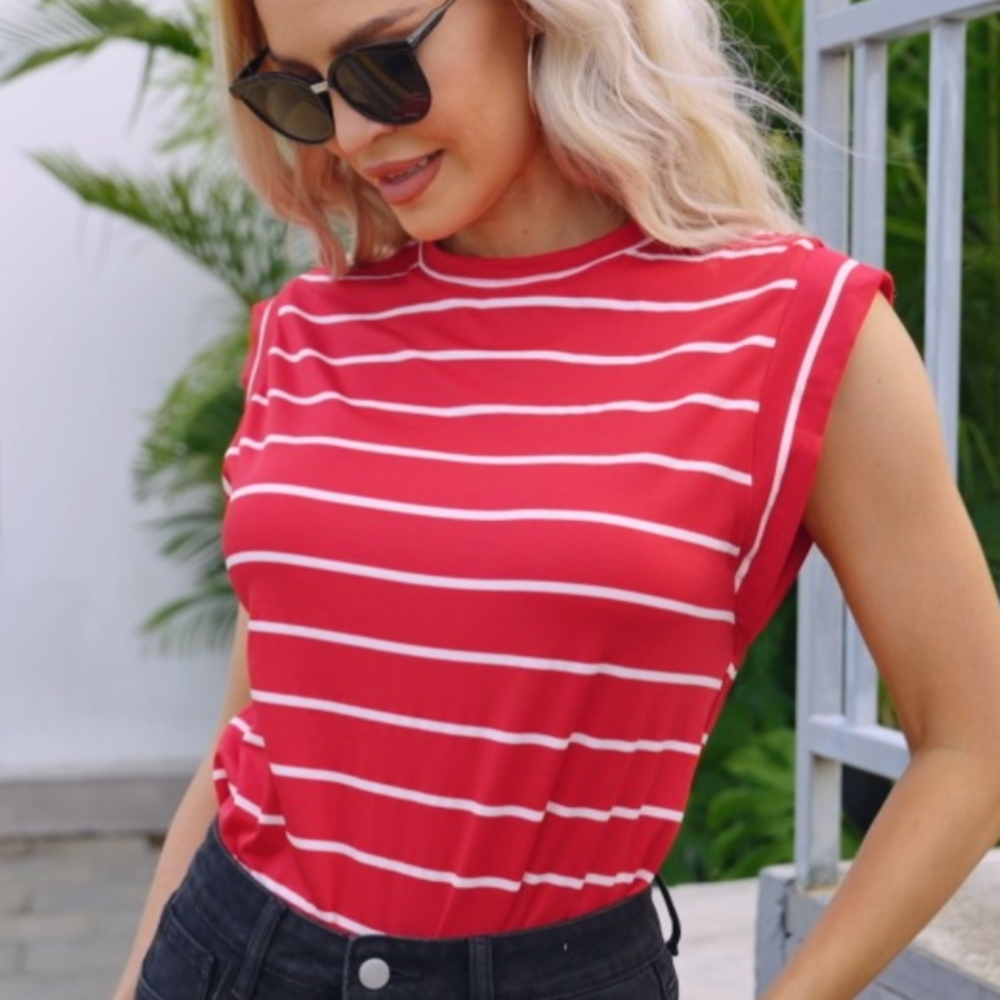 Milumia Red Striped Women's Top